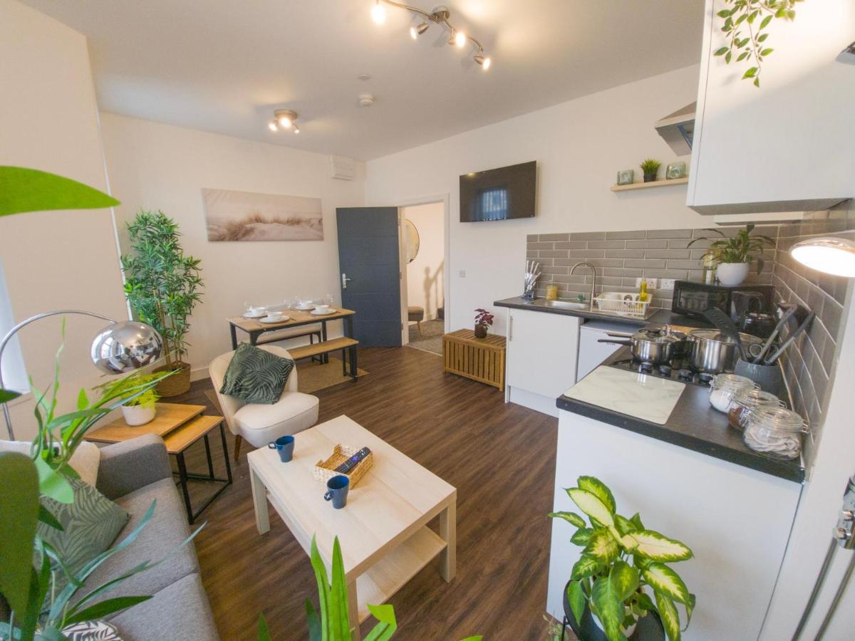 Principality Suites; Three Bed By Property Promise Cardiff Zewnętrze zdjęcie