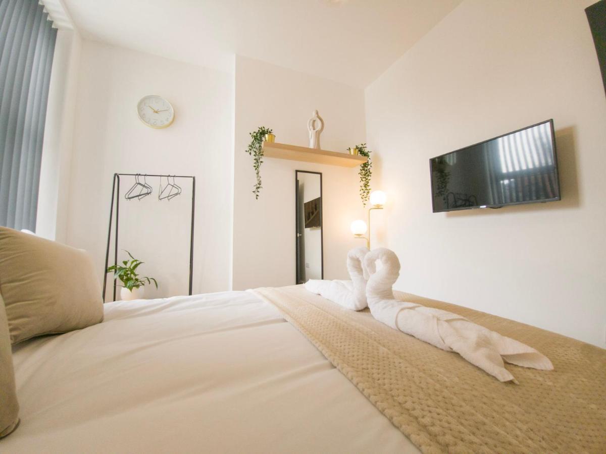 Principality Suites; Three Bed By Property Promise Cardiff Zewnętrze zdjęcie